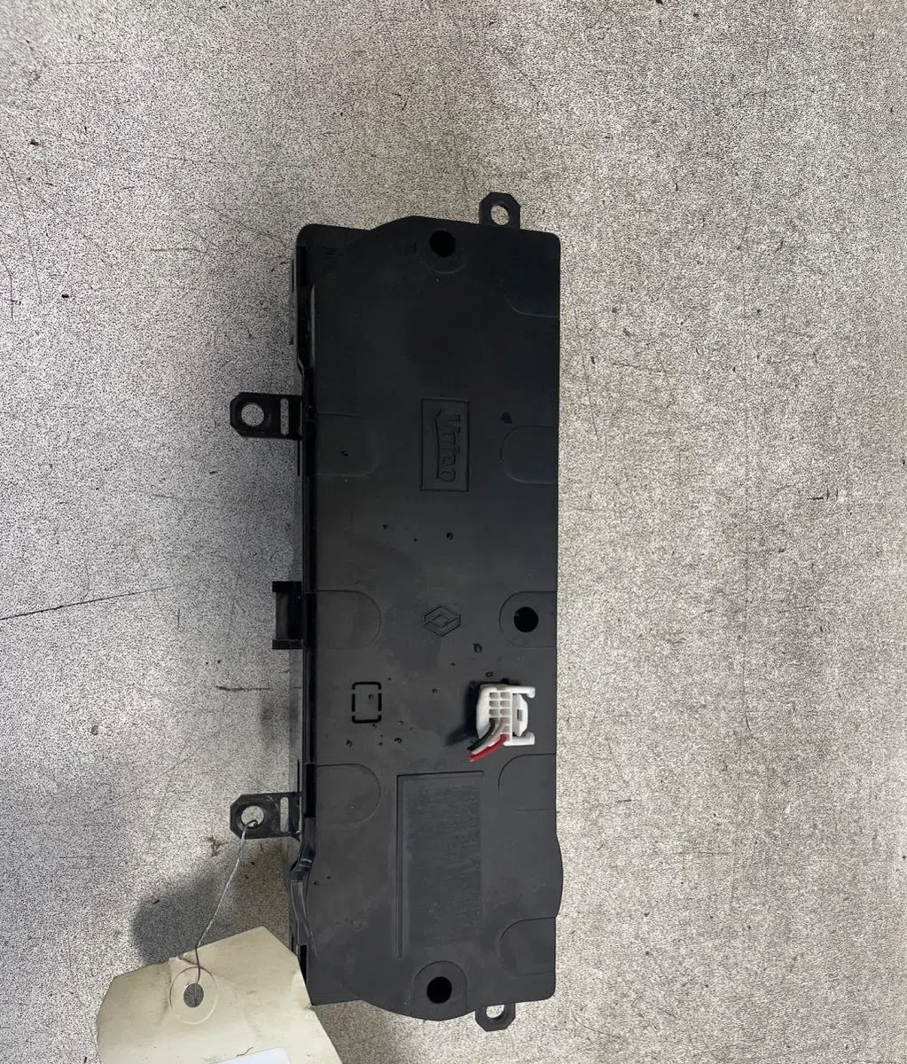 Commande de chauffage Renault CLIO IV (BH_) 0.9 tce 90 (2012) 5 portes occasion — photo 2