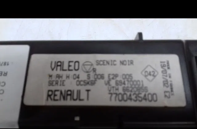 Commande de chauffage Renault SCÉNIC I Monospace (JA0-1_, FA0_) 1.9 dci rx4 (2000-2003) occasion — photo 4