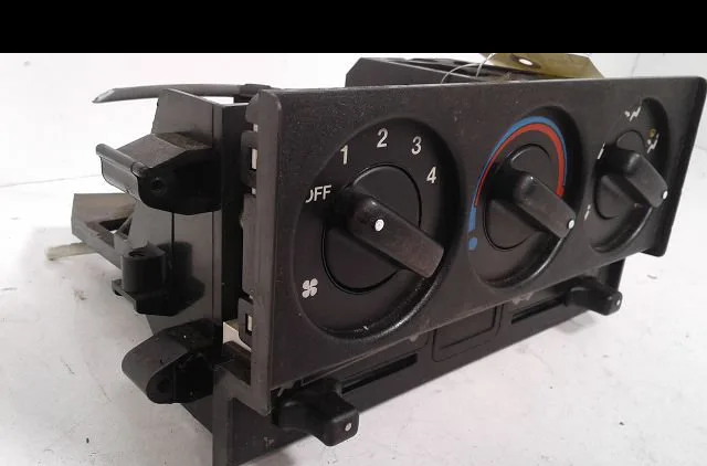 Commande de chauffage Rover 200 II Décapotable (XW) 214 1.4i 16v (1993-1999) occasion — photo 2