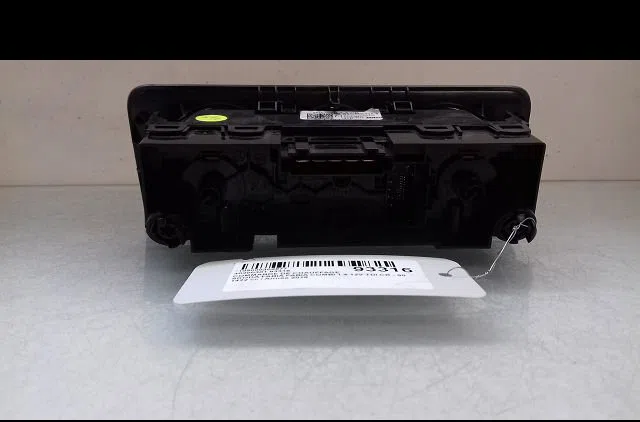Commande de chauffage Skoda FABIA III Break (NJ5) 1.4 tdi (2014) occasion — photo 3