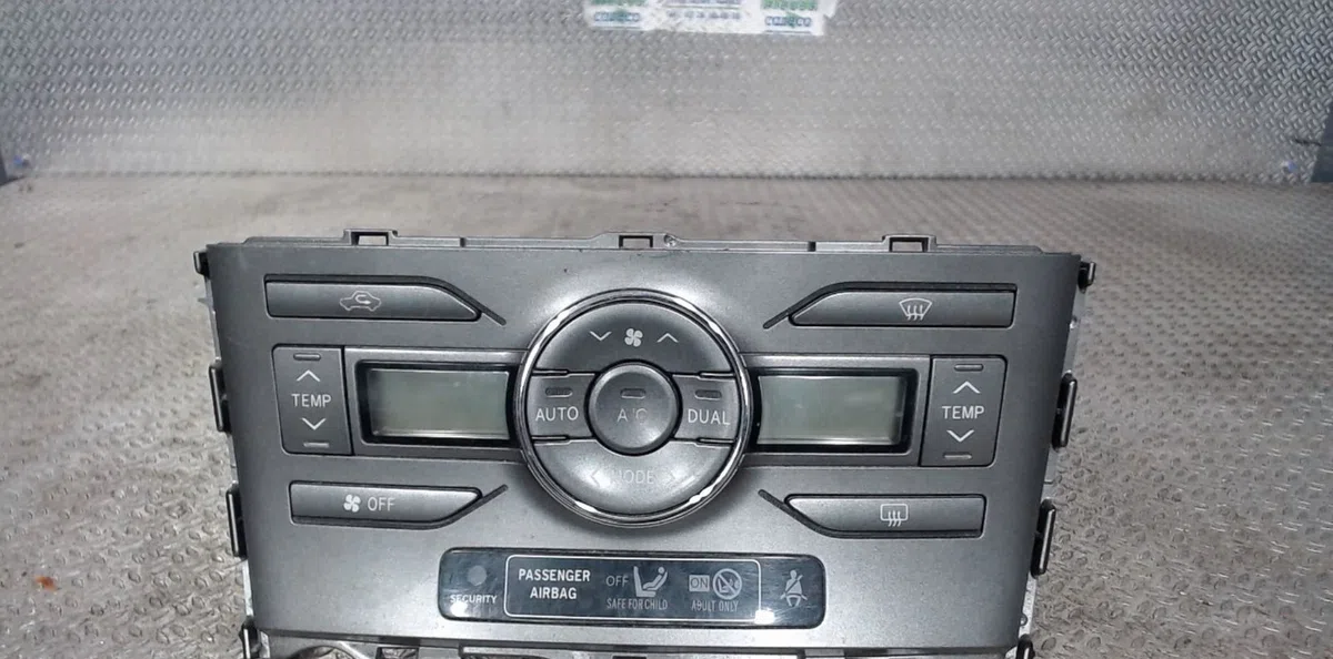 Commande de chauffage TOYOTA AURIS 1  AURIS 1 PHASE 1 occasion — photo 2