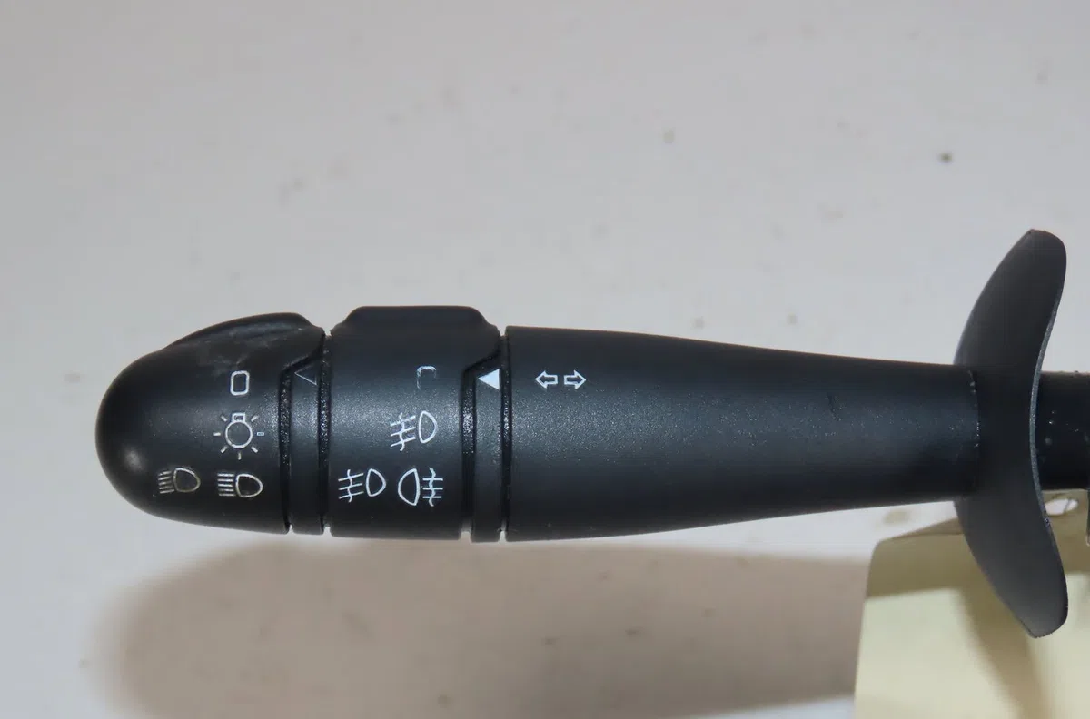 Commande eclairage Renault LAGUNA II (BG0-1_) 1.9 dci (bg08, bg0g) (2001-2007) occasion — photo 2