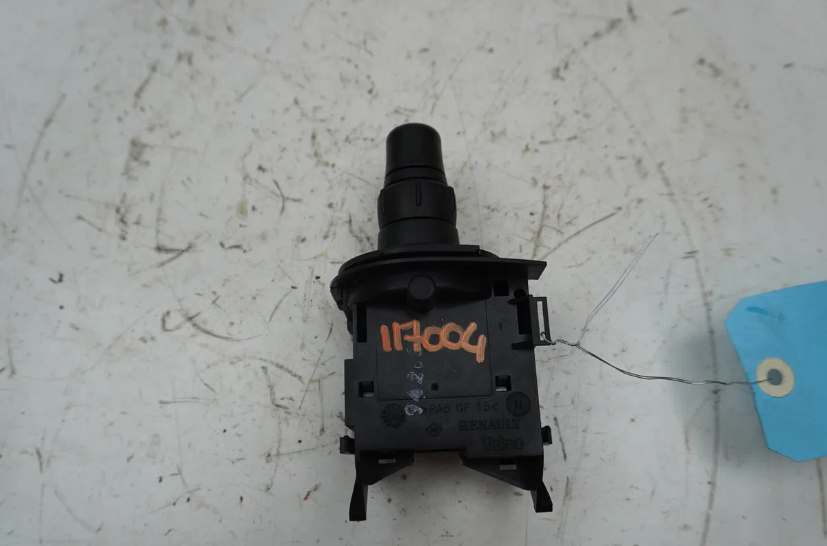 Commande eclairage Renault SCÉNIC II (JM0-1_) 1.5 dci (jm02, jm13) (2003-2005) occasion — photo 3