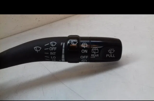 Commande essuie glace Hyundai SANTA FÉ II (CM) 2.2 crdi gls (2006-2009) occasion — photo 2
