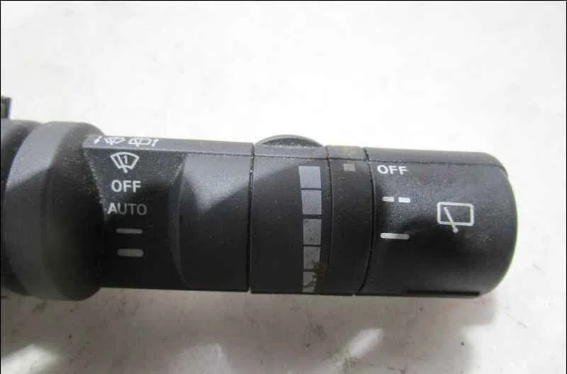 Commande essuie glace NISSAN QASHQAI I occasion — photo 2