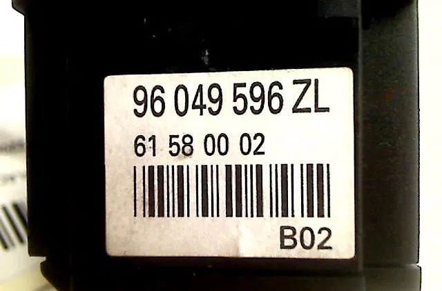 Commande essuie glace Peugeot EXPERT Camionnette (222) 2.0 hdi (2000-2006) occasion — photo 3