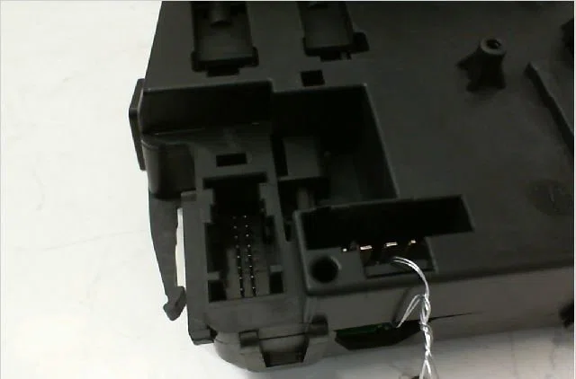 Commande essuie glace RENAULT CLIO III Phase 1 09-2005--03-2009 1.2 TCE 16v 100ch occasion — photo 3