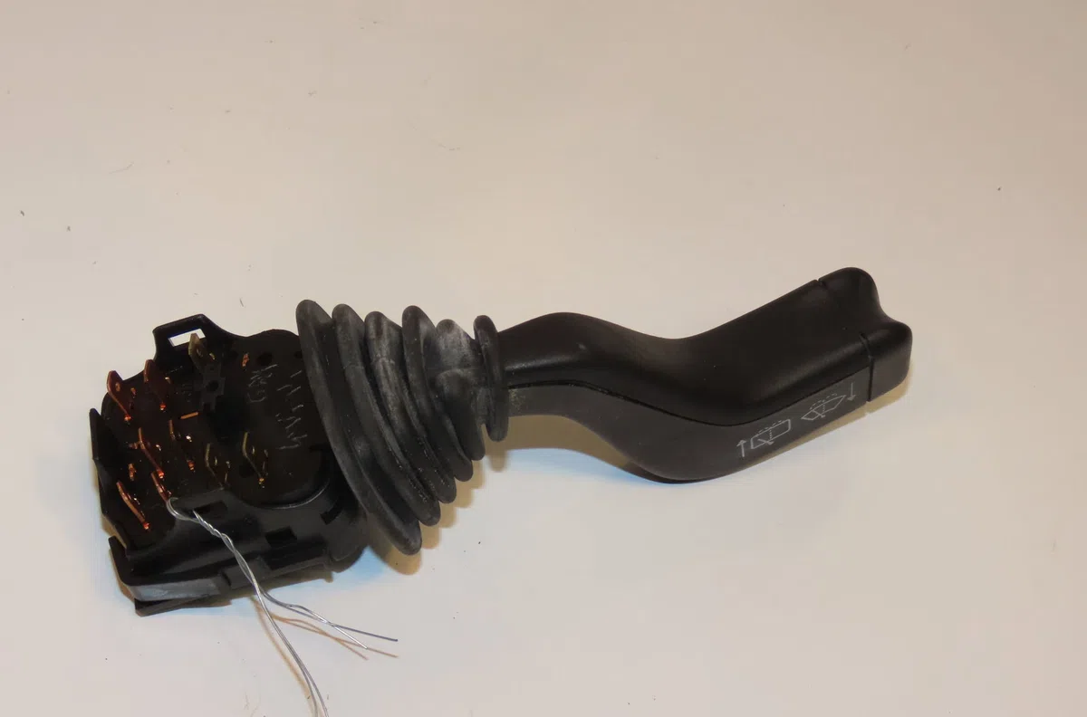 Commande essuie glace Suzuki IGNIS II (MH) 1.5 4x4 (rm415) (2003) occasion — photo 2