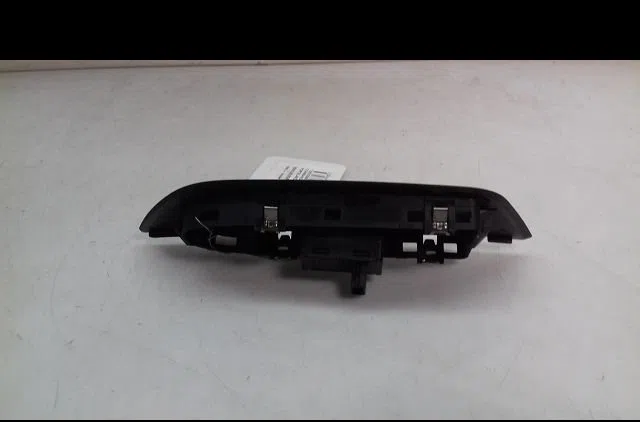 Commande leve-glace porte arrière droite Bmw X1 (E84) Sdrive 18 d (2009-2015) occasion — photo 2