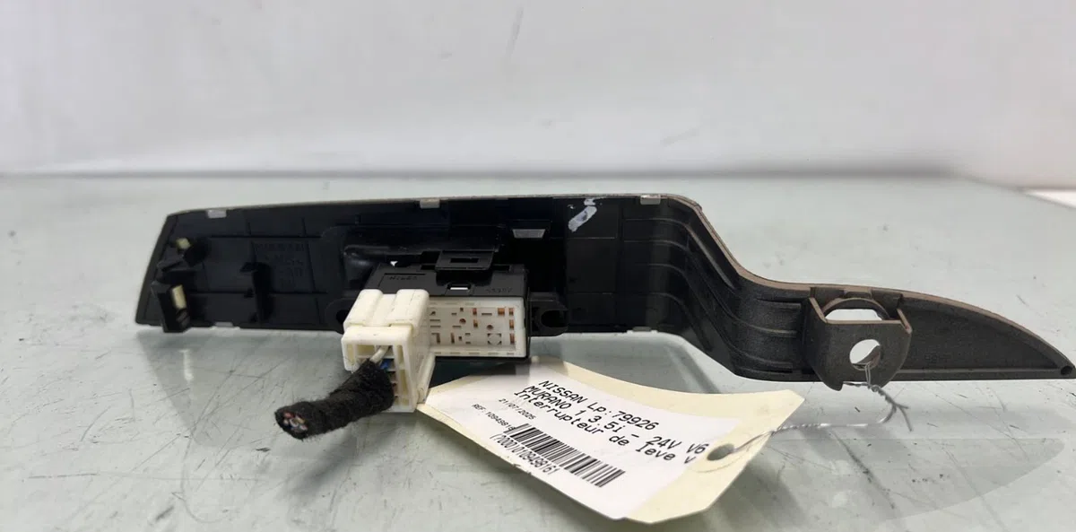 Commande leve-glace porte arrière droite NISSAN MURANO 1 occasion — photo 3
