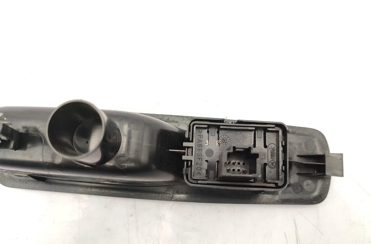 Commande leve-glace porte arrière droite RENAULT SCENIC 3 PHASE 2 occasion — photo 3