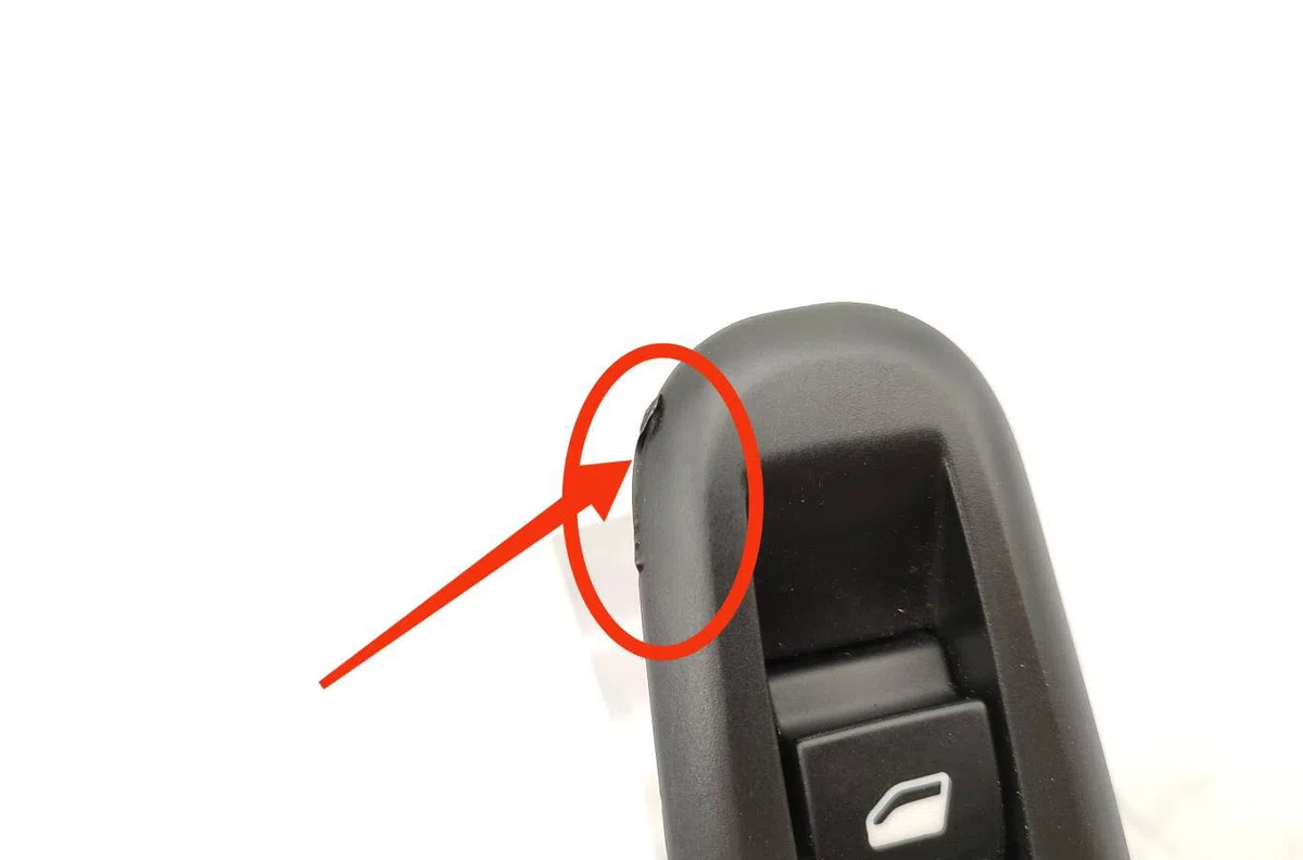 Commande leve-glace porte arrière gauche CITROEN C3 3 PHASE 1 occasion — photo 3