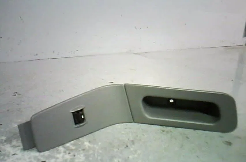 Commande leve-glace porte arrière gauche JEEP GRAND CHEROKEE 1 PHASE 2 occasion — photo 2
