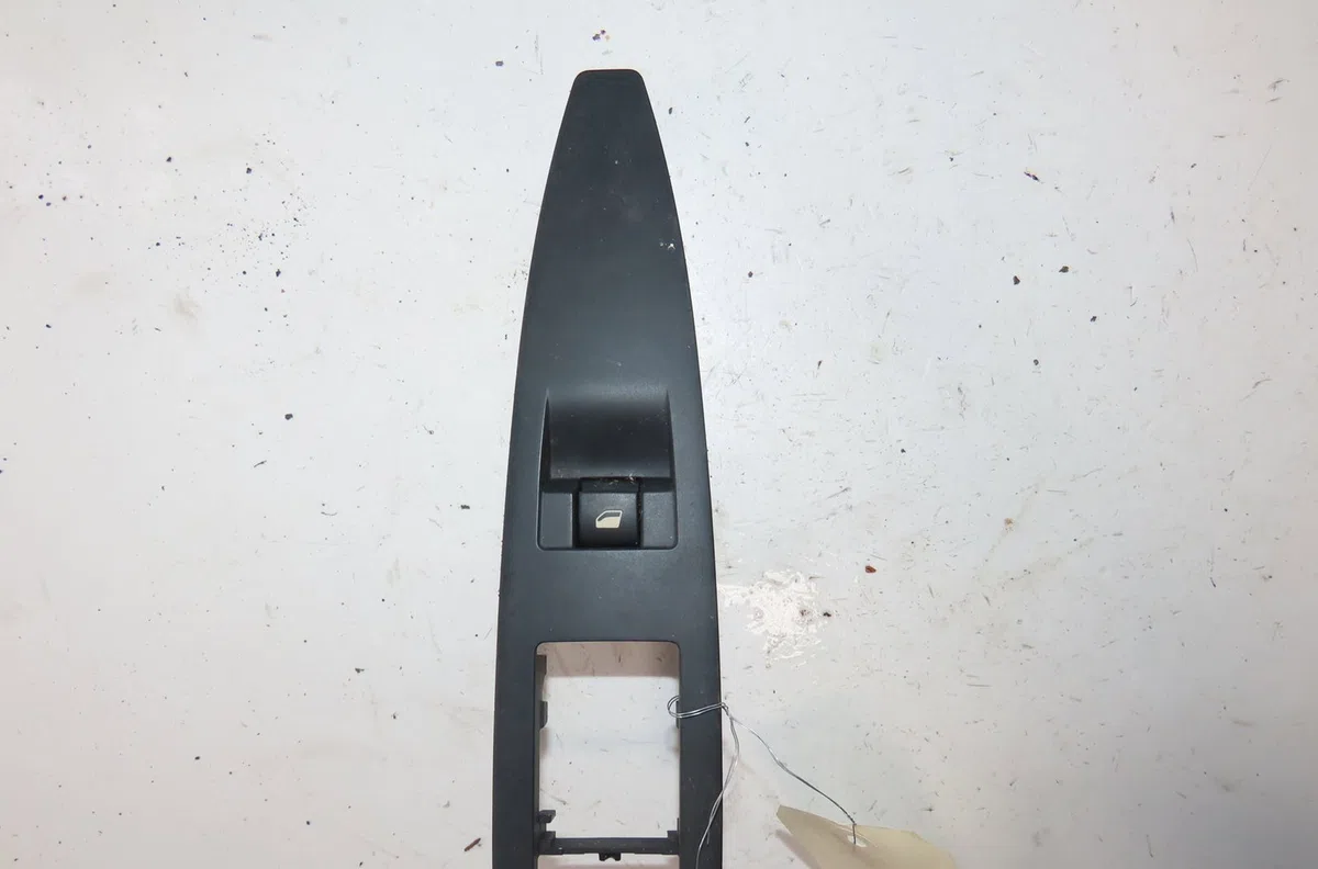 Commande lève-glace porte avant droite Citroen C6 (TD_) 2.7 hdi (2005-2011) occasion