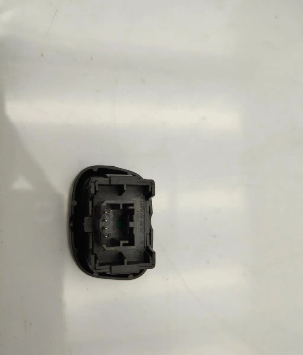 Commande lève-glace porte avant droite FIAT PANDA 3 PHASE 1 occasion — photo 3