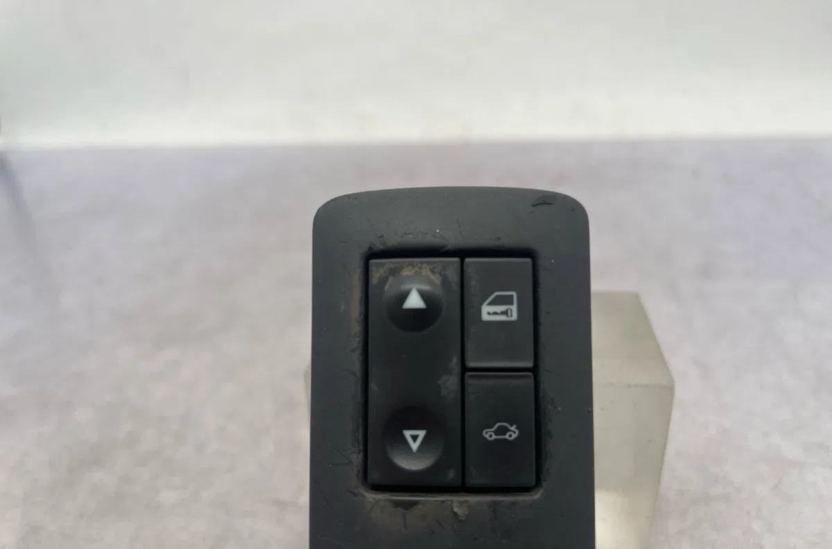Commande lève-glace porte avant droite OPEL VECTRA C PHASE 1 occasion