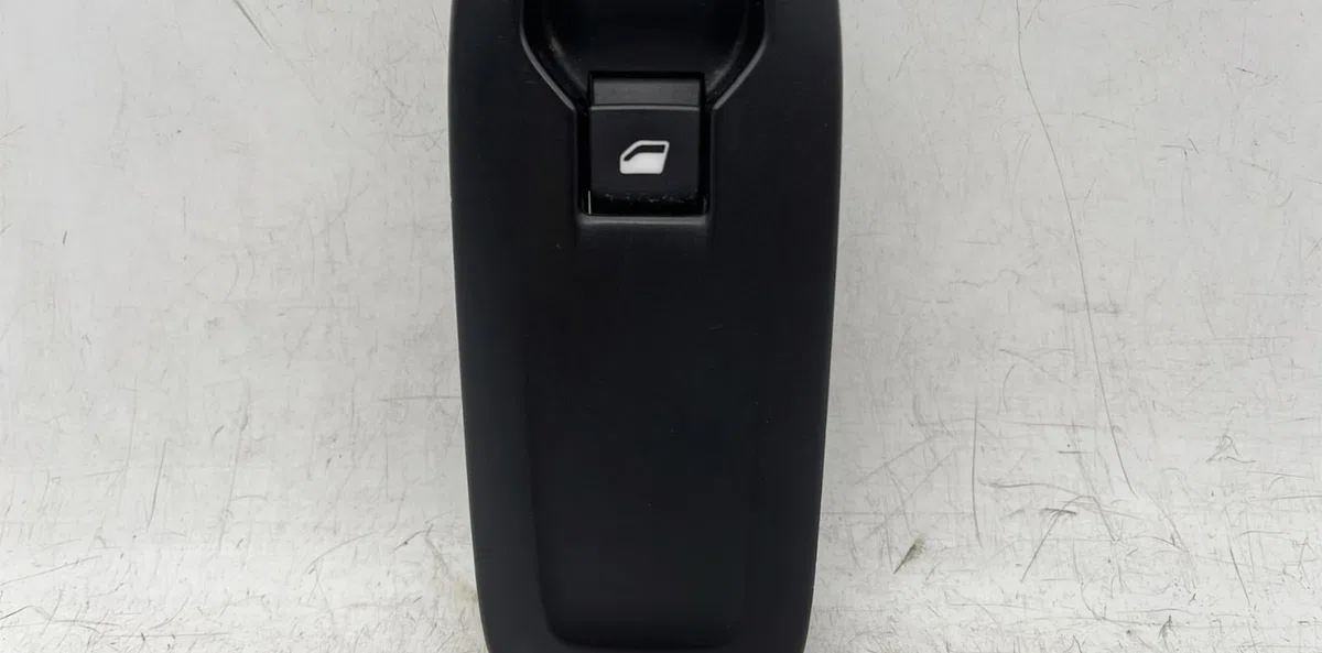 Commande lève-glace porte avant droite PEUGEOT 208 1 PHASE 2 occasion — photo 3