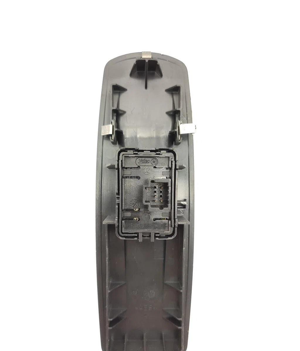 Commande lève-glace porte avant droite RENAULT MEGANE 3 PHASE 1 COUPE occasion