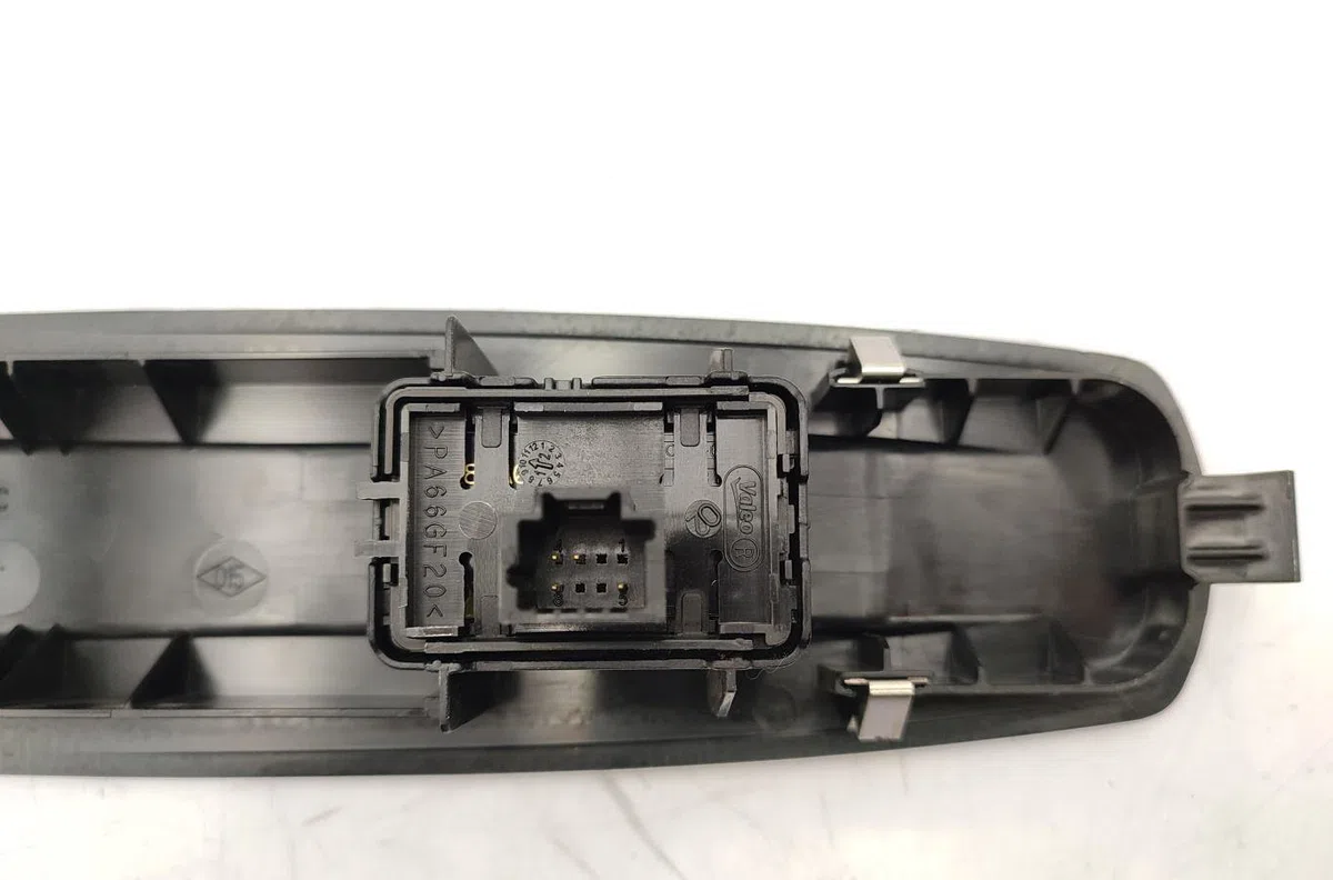 Commande lève-glace porte avant droite RENAULT SCENIC 3 PHASE 2 occasion — photo 3