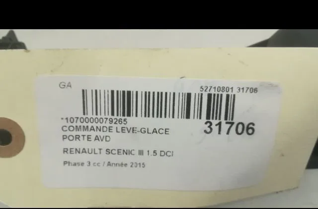 Commande lève-glace porte avant droite RENAULT SCENIC III 2015 occasion — photo 4