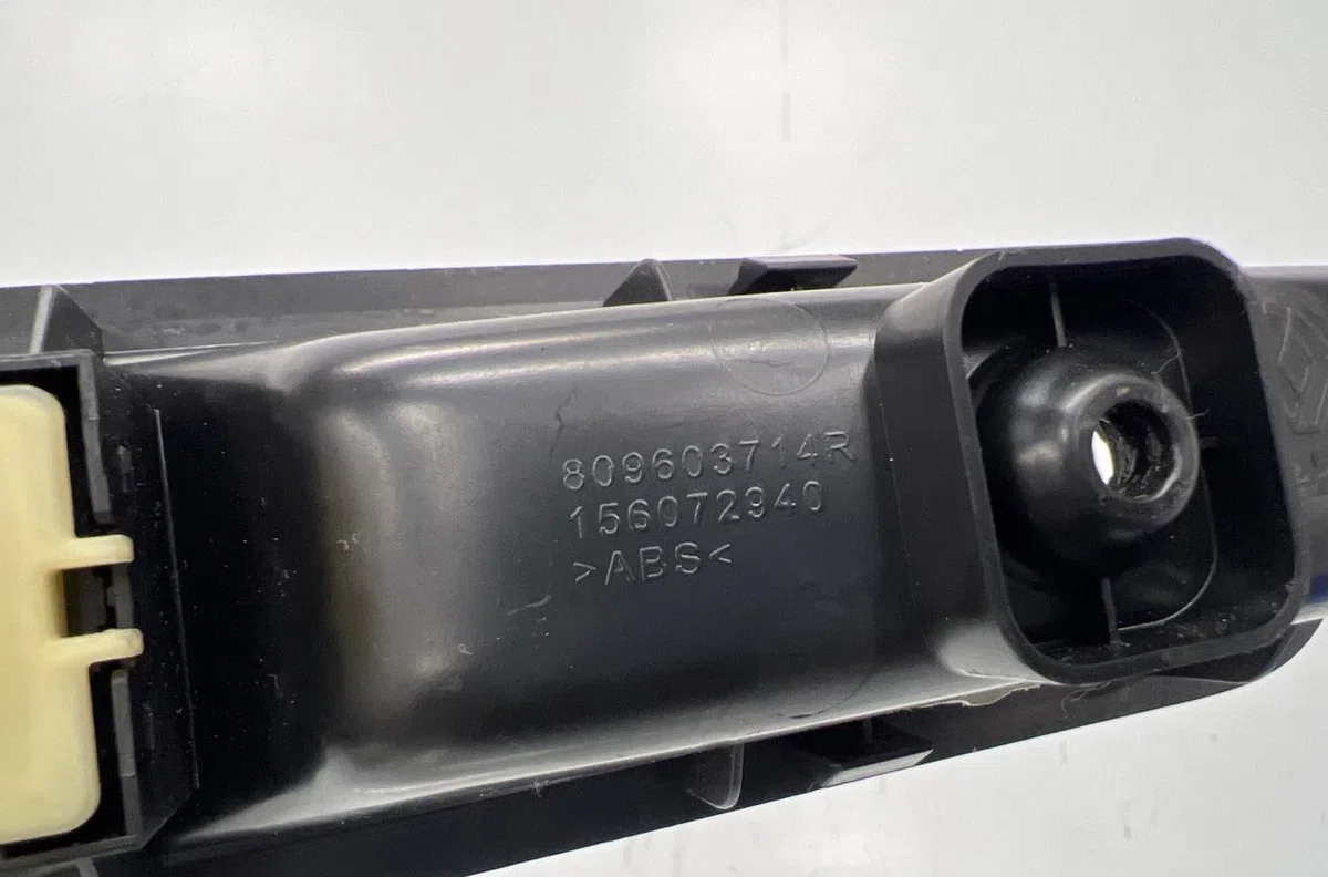 Commande lève-glace porte avant droite RENAULT TWINGO 3 PHASE 1 occasion