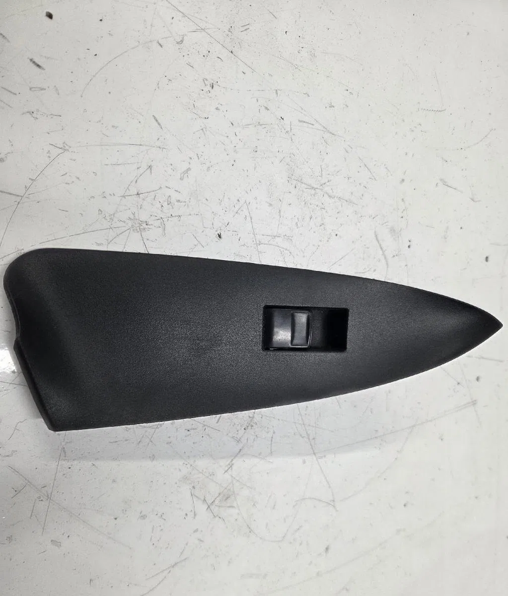 Commande lève-glace porte avant droite TOYOTA RAV4 3 PHASE 2 occasion — photo 4