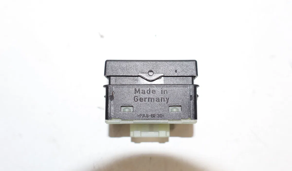 Commande lève-glace porte avant gauche Bmw 3 (E36) 325 tds (1993-1998) occasion — photo 2