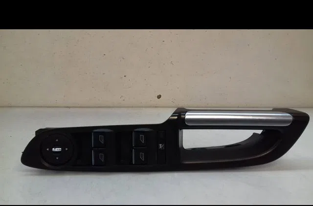 Commande lève-glace porte avant gauche Ford C-MAX II (DXA-CB7, DXA-CEU) 2.0 tdci (2010-2019) occasion — photo 2