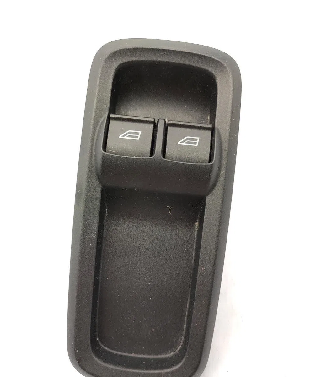 Commande lève-glace porte avant gauche FORD FIESTA 6 PHASE 1 occasion — photo 2