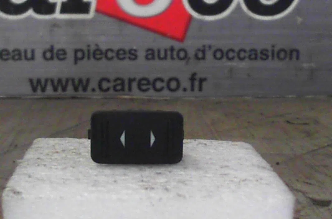 Commande lève-glace porte avant gauche Ford FOCUS II (DA_, HCP, DP) 1.6 tdci (2004-2012) occasion