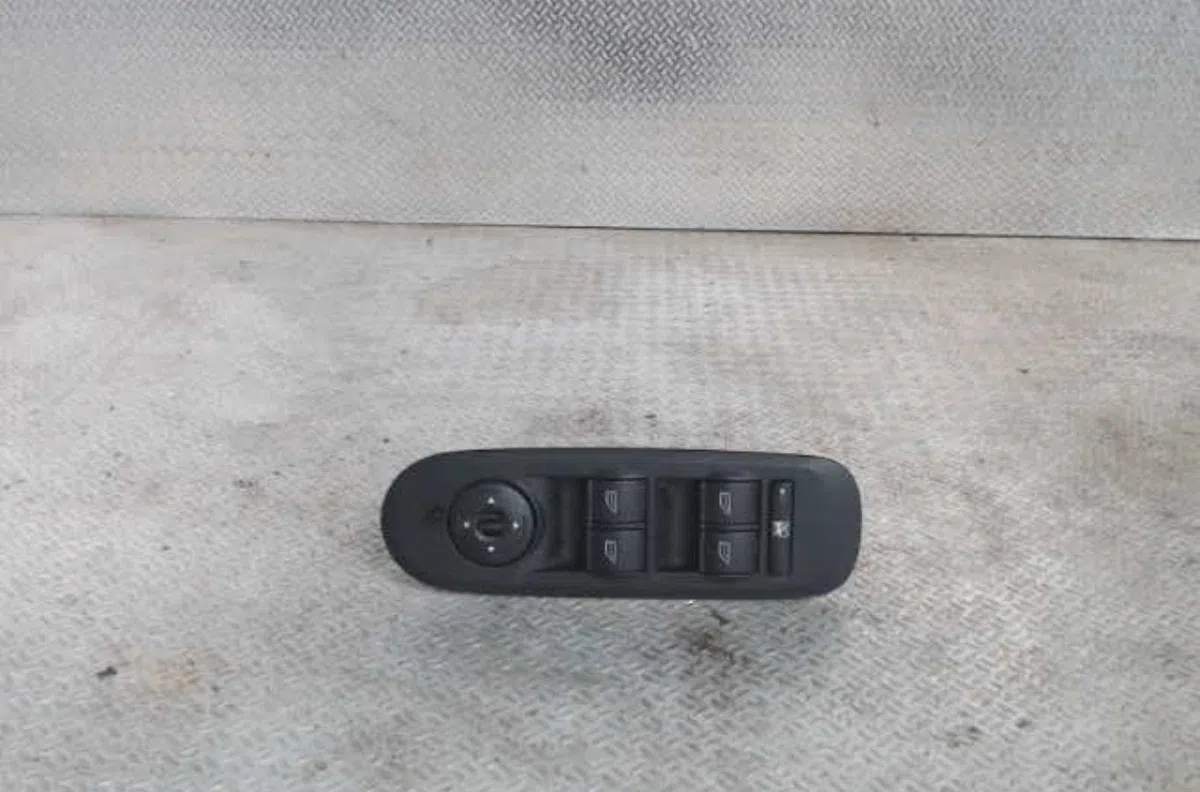 Commande lève-glace porte avant gauche Ford S-MAX (WA6) 1.8 tdci (2006-2014) occasion — photo 2