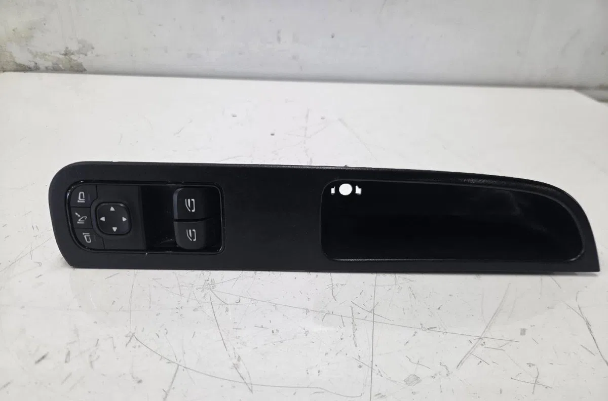 Commande lève-glace porte avant gauche MERCEDES SPRINTER 3 occasion — photo 2