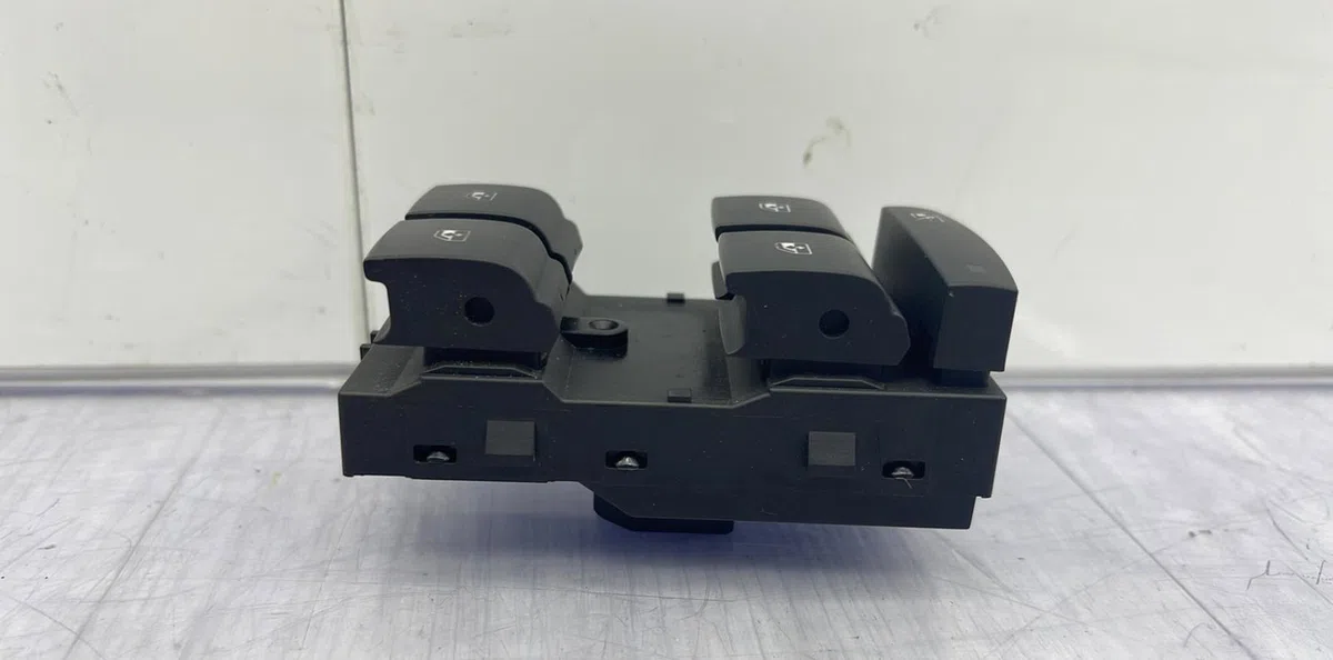 Commande lève-glace porte avant gauche OPEL MERIVA B PHASE 1 occasion — photo 3