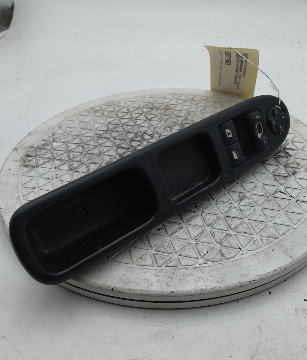 Commande lève-glace porte avant gauche PEUGEOT 207 occasion