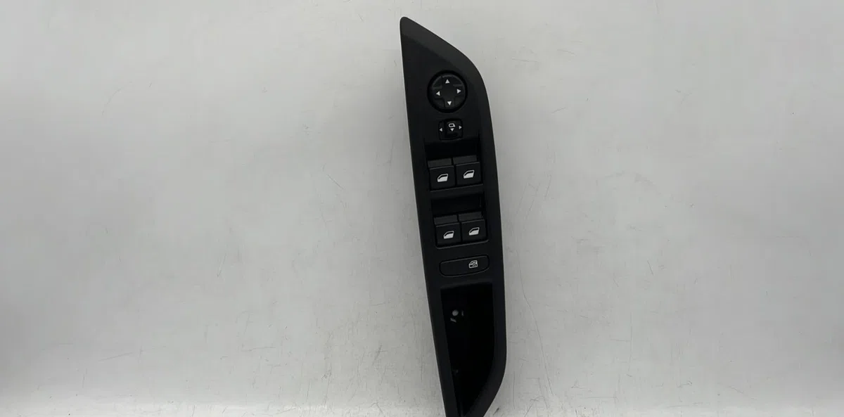 Commande lève-glace porte avant gauche PEUGEOT 208 2 occasion — photo 2