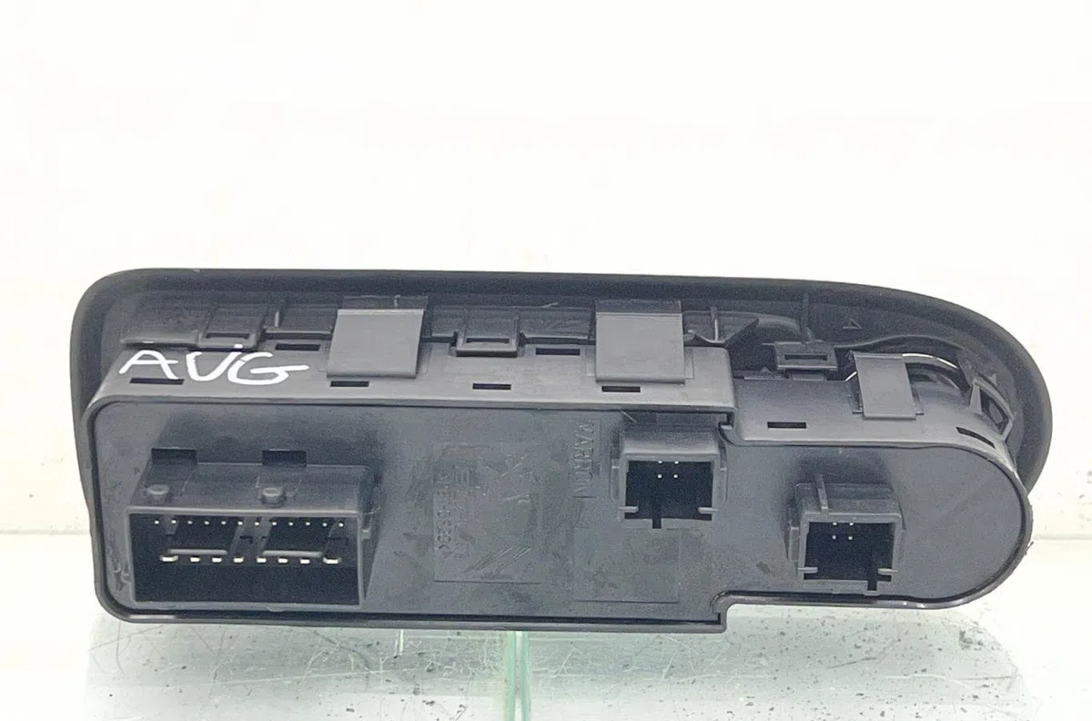 Commande lève-glace porte avant gauche PEUGEOT 308 1 PHASE 2 occasion — photo 3