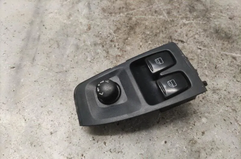 Commande lève-glace porte avant gauche SMART FORTWO 2 COUPE occasion — photo 3