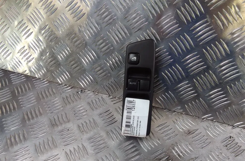 Commande lève-glace porte avant gauche SUBARU FORESTER I 1999 occasion — photo 2
