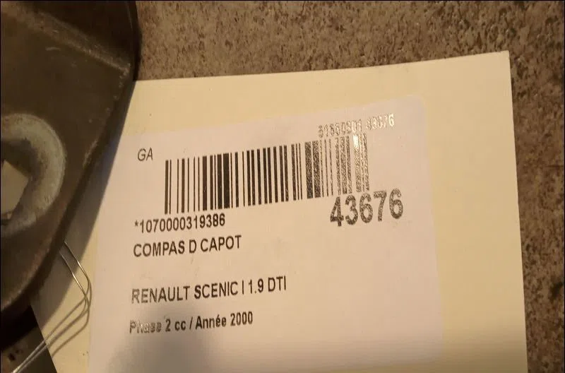 Compas d capot Renault SCÉNIC I Monospace (JA0-1_, FA0_) 1.9 dti (ja0n) (1999-2003) occasion — photo 2