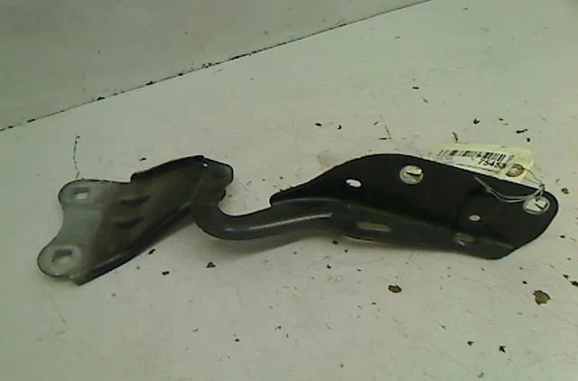 Compas d capot Renault TWINGO II (CN0_) 1.2 (cn0d) (2007-2014) 3 portes occasion