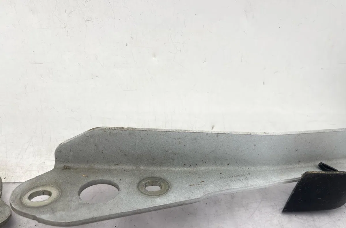 Compas g capot OPEL MOVANO B occasion — photo 2