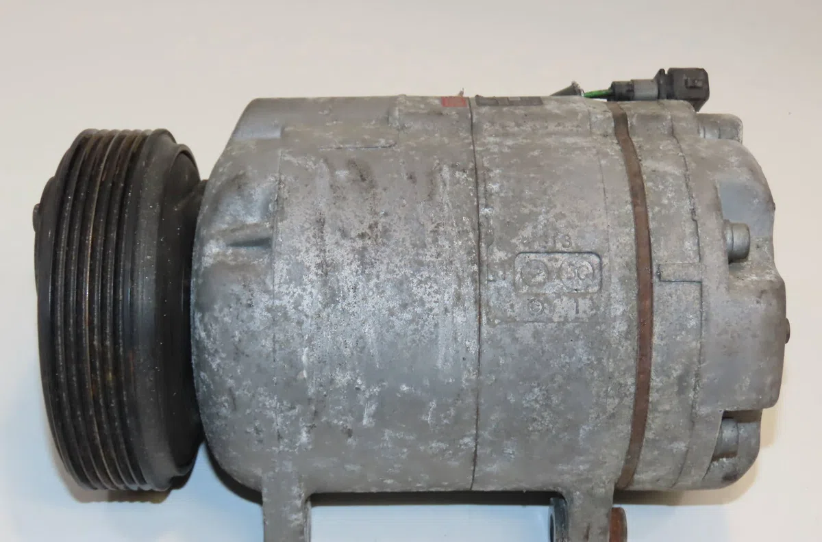 Compresseur air conditionne Audi A3 (8L1) 1.6 (1996-2003) occasion