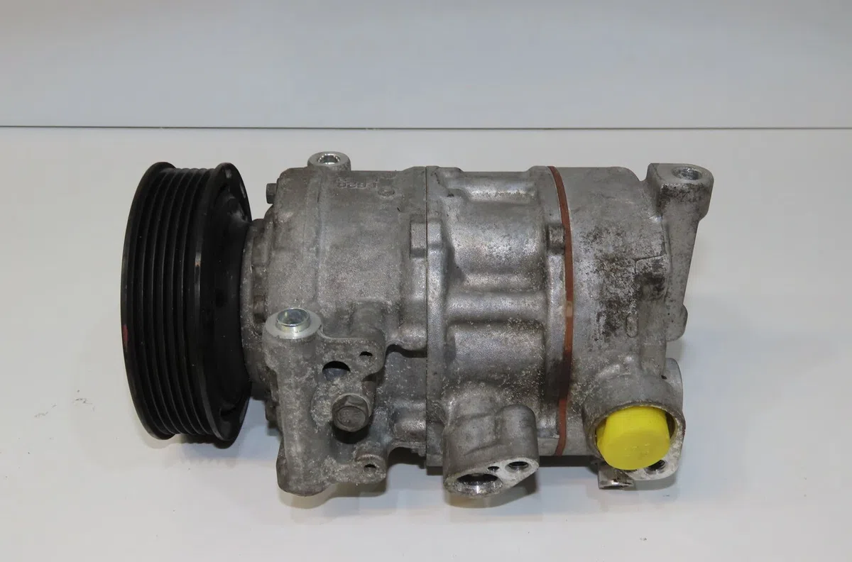 Compresseur air conditionne Audi A4 B9 (8W2, 8WC) 2.0 tdi (2015) occasion — photo 2
