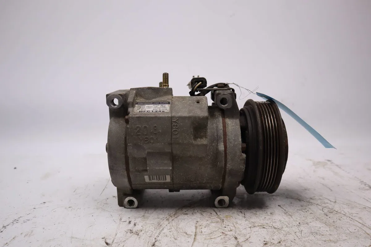 Compresseur air conditionne Chrysler VOYAGER IV (RG, RS) 2.5 crd (2000-2008) occasion — photo 2