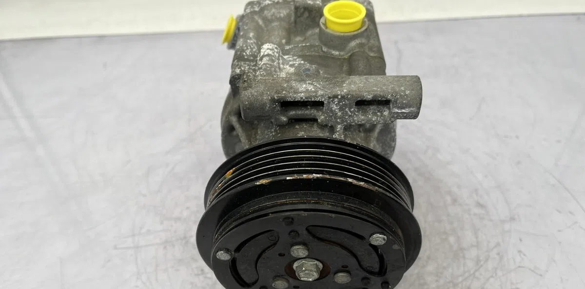 Compresseur air conditionne FIAT PANDA 3 PHASE 1 occasion — photo 3