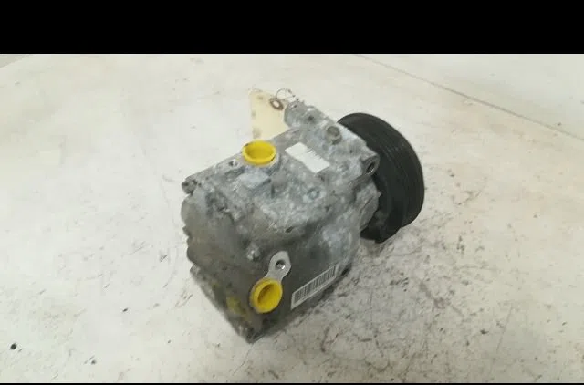 Compresseur air conditionne FIAT PANDA II 2011 occasion — photo 2