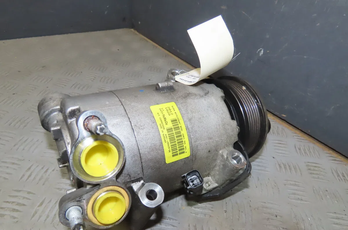 Compresseur air conditionne Ford C-MAX II (DXA-CB7, DXA-CEU) 2.0 tdci (2010-2019) occasion — photo 2