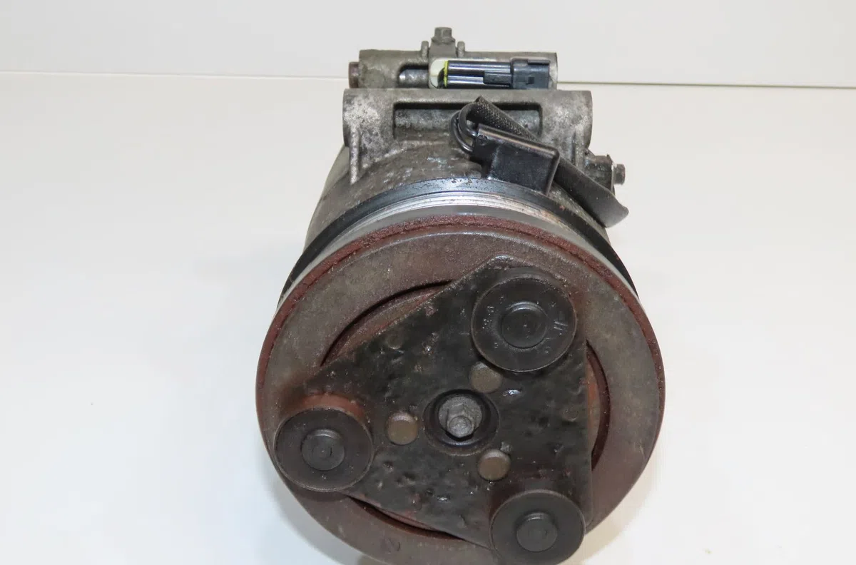 Compresseur air conditionne Ford FOCUS II (DA_, HCP, DP) 1.8 tdci (2005-2012) occasion — photo 2
