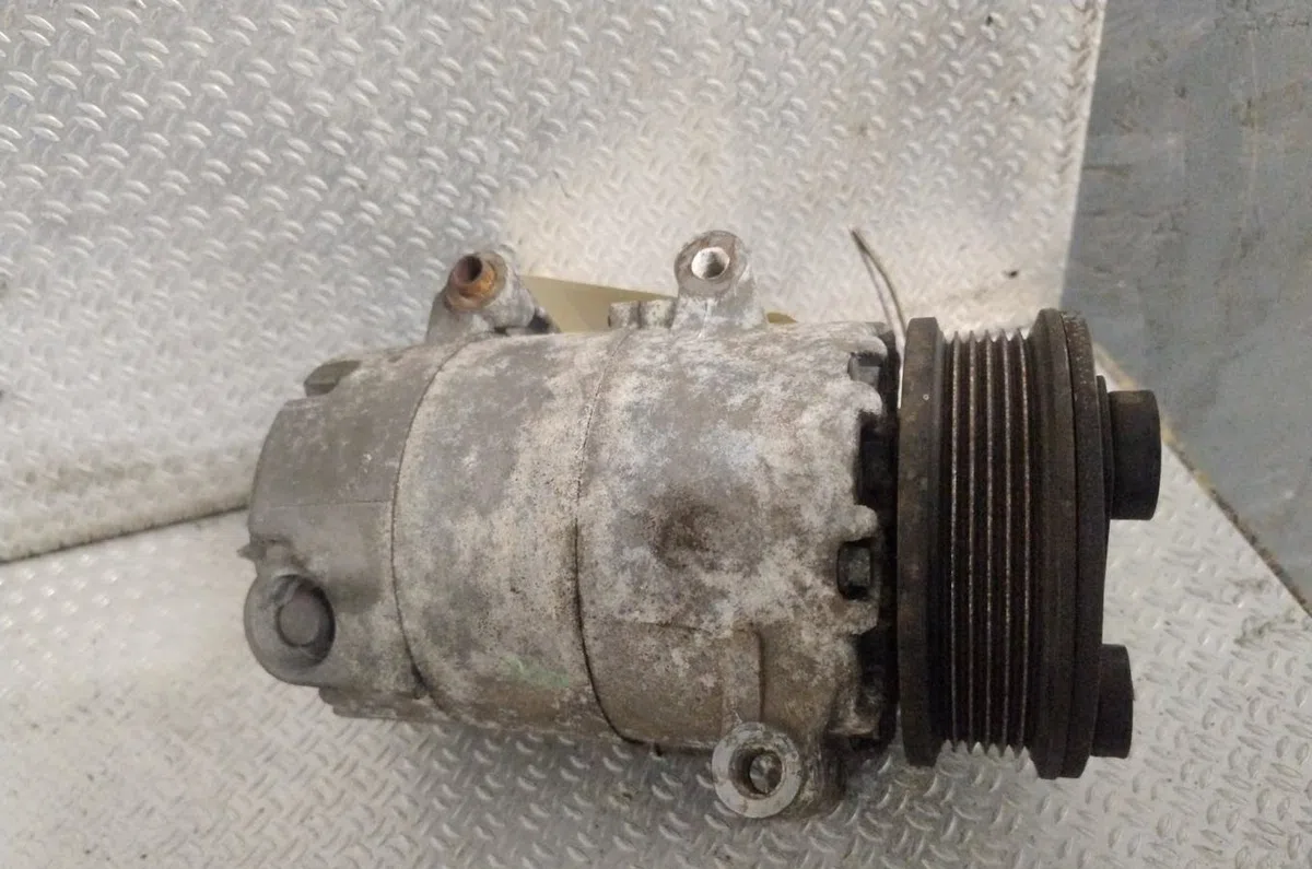 Compresseur air conditionne FORD S-MAX 1  S-MAX 1 PHASE 1 occasion — photo 2