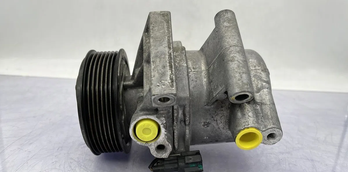Compresseur air conditionne NISSAN MICRA 4 PHASE 1 occasion — photo 2